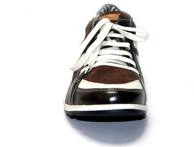 63% OFF on Guava Notable Brown leather Casuals Shoes For Men(Brown) 63% OFF on Guava Notable Brown leather Casuals Shoes For Men(Brown)