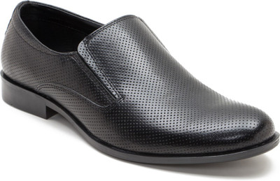 

Red Tape RTR1161 Slip On For Men(Black