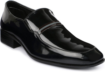 

Escaro Men's Casuals For Men(Black