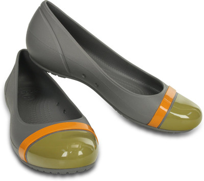 

Crocs Cap Toe Flat Casuals For Women(Grey