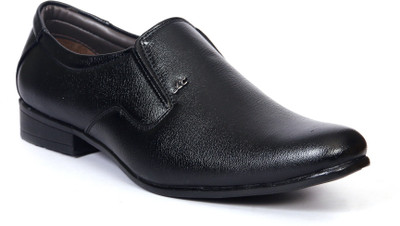 

Levanse Office wear Slip On For Men(Black, Matte black