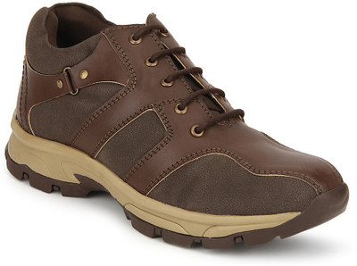 

Knotty Derby Michael Outdoor Casual Shoes For Men(Brown