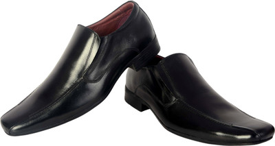 

Urban Nation CLASSIC SLIP-ONS Slip On For Men(Black