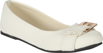 

Zachho Cool and Trendy HC202-White Bellies For Women(White
