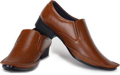 

Footista Munich Slip On For Men(Tan