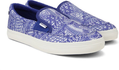 

United Colors of Benetton Men Canvas Loafers For Men(Blue, White, 901