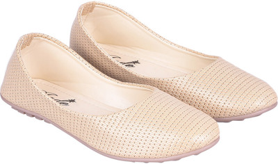 

Jade Chawal Bellies Bellies For Women(Beige, Apricot