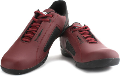 

Fila GENTILE Sneakers For Men(Black, Maroon, Bur/blk