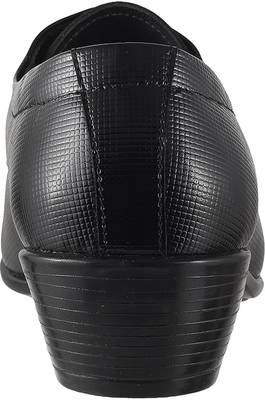 Metro Classic Lace Up Shoes
