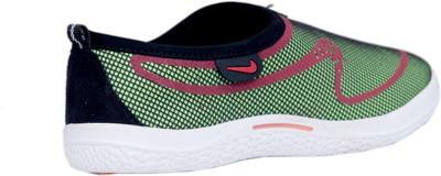 

Clerk Casuals For Men(Green, Parrot