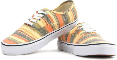 

Vans Authentic Men Sneakers For Men(Multicolor), (baja blanket) multi/true white