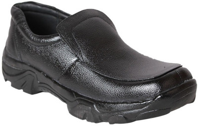 

LINCON Genuine Leather Casuals For Men(Black