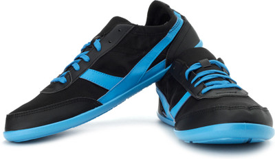 

NewFeel Walking Shoes For Women(Black), Black blue