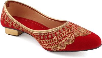 

Paduki Ethnic Footwear Jutis For Women(Red, Gold, 101;red