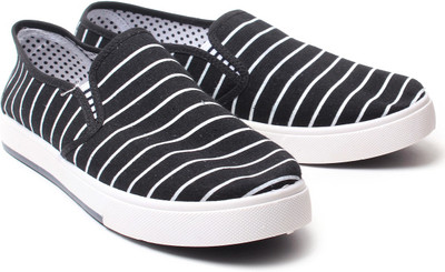 

Nell Canvas Shoes For Women(Black)