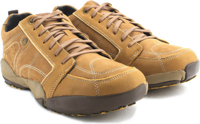 

Woodland Leather Outdoor shoes For Men(Brown, Camel