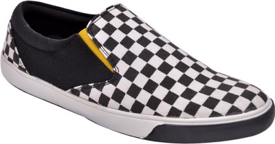 

Fentacia Classic Slip-On Casual Shoes For Men(Black