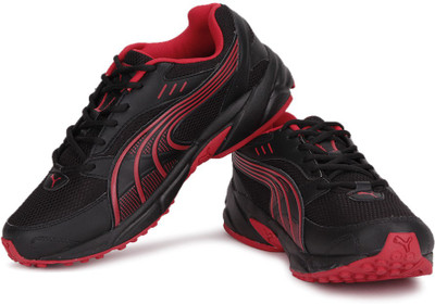 

Puma Pluto Men Running Shoes For Men(Black, Red