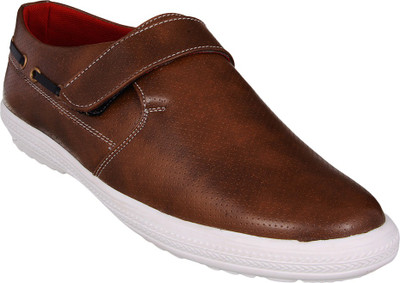 

Bruno Manetti 1753 Casuals For Men(Brown