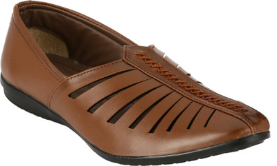 

Sole Legacy Slip On For Men(Brown