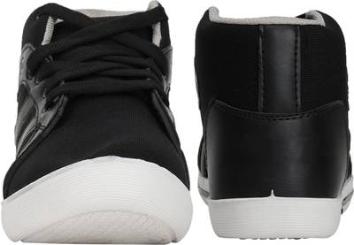 Chevit Arrow Black Canvas Sneakers