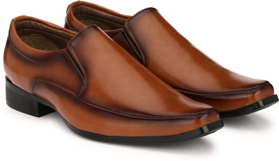 

Sir Corbett Derek Slip On For Men(Tan)