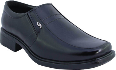 

Shoe Island CLSEN376 Slip On For Men(Black