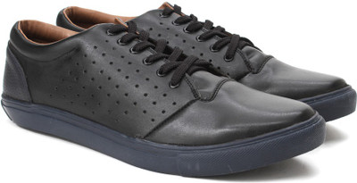 

Knotty Derby Lockhart Punched Sneaker Sneakers For Men(Black, Black+blue
