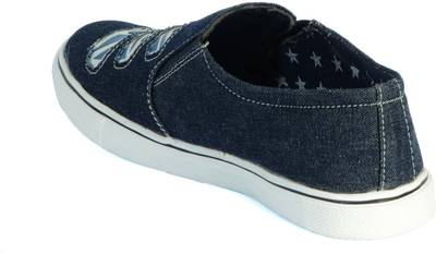 Aadi Sneakers