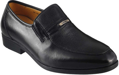 

Metro Davinchi Slip On Shoes For Men(Black, 11;black