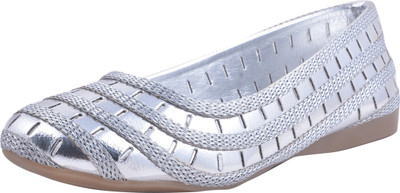 

Adorn Look New Bellies For Women(Silver