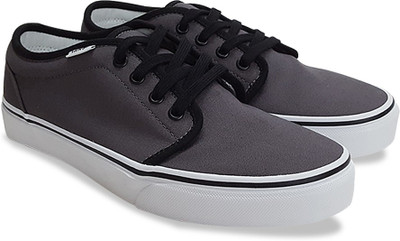 

Vans 106 Vulcanized Sneakers For Men(Grey, Pewter/black