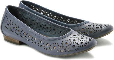 

Clarks Henderson Band Bellies For Women(Blue, Denim
