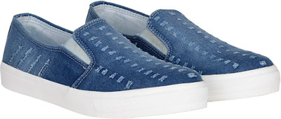 

Kraasa Froever 16 Slip On Sneakers For Women(Multicolor, Sky