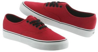 Vans AUTHENTIC Men Sneakers For Men(Red, Chili pepper/black