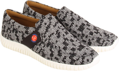 

Quarks Loafers For Men(Grey