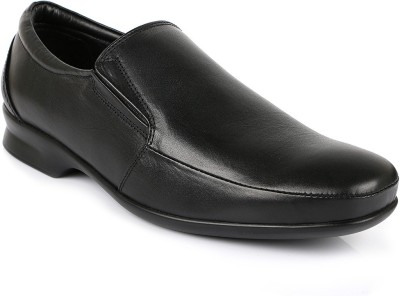 

Escaro Slip On For Men(Black