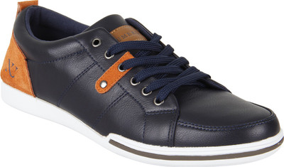 

Numero Uno Casual Shoes For Men(Black), Navy