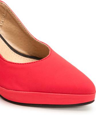 Marc Loire Marc Loire Women’s Solid Curvy Red Stilettos Bellies