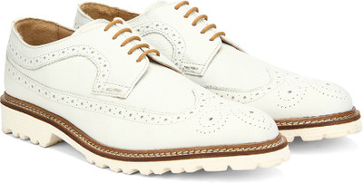 

Kenneth Cole Outdoor For Men(White