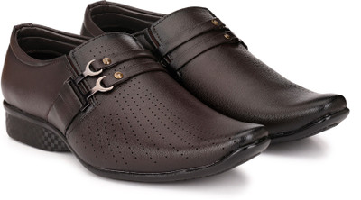 

Ruggero Legend Slip On For Men(Brown