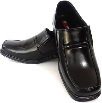 Besto Slip On Shoes