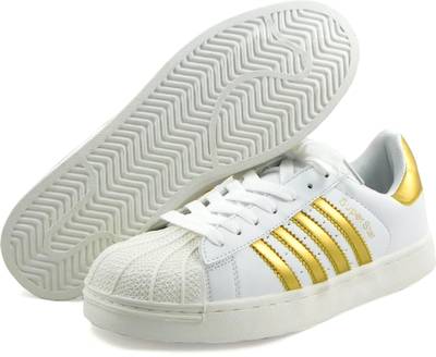EGO Sneakers