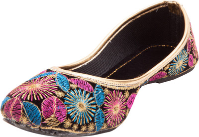 

Footrendz Chic Jutis For Women(Multicolor