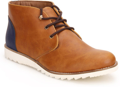 

Knotty Derby Colin Chukka Boots For Men(Tan, Blue