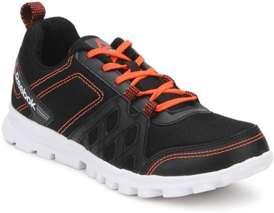 

REEBOK RUN FUSION Running Shoes For Men(Black