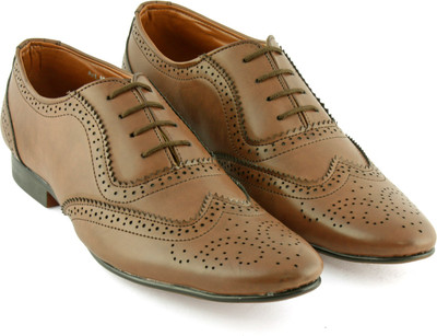 

Chris Brown Old Irish Wingtip Brown Lace Up For Men(Brown)