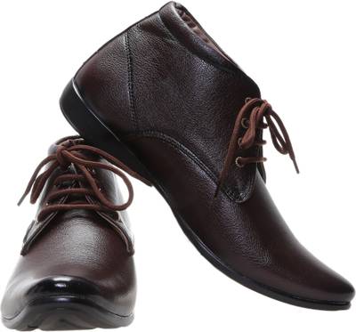 Zappy Lace Up