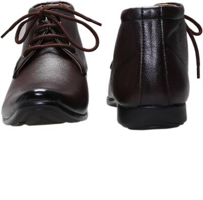 Zappy Lace Up