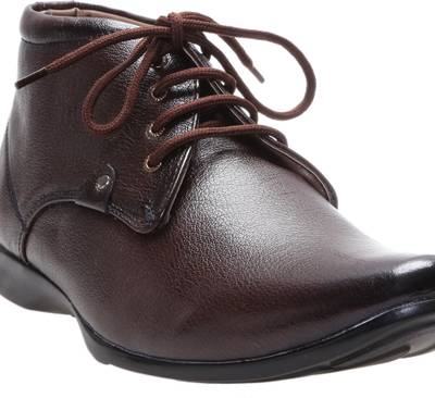 Zappy Lace Up